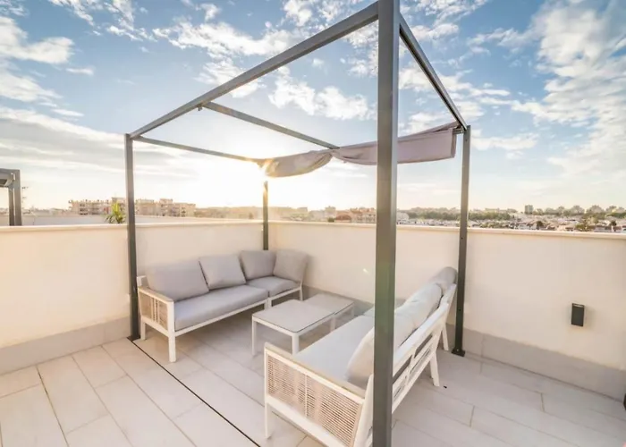 Luxury Penthouse - Rooftop Pool - 100m To The Sea Appartement *