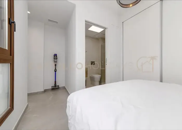 Luxury Penthouse - Rooftop Pool - 100m To The Sea Appartement Torrevieja