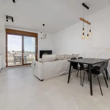 Luxury Penthouse - Rooftop Pool - 100m To The Sea Appartement Torrevieja
