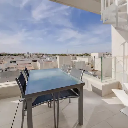 Luxury Penthouse - Rooftop Pool - 100m To The Sea Torrevieja
