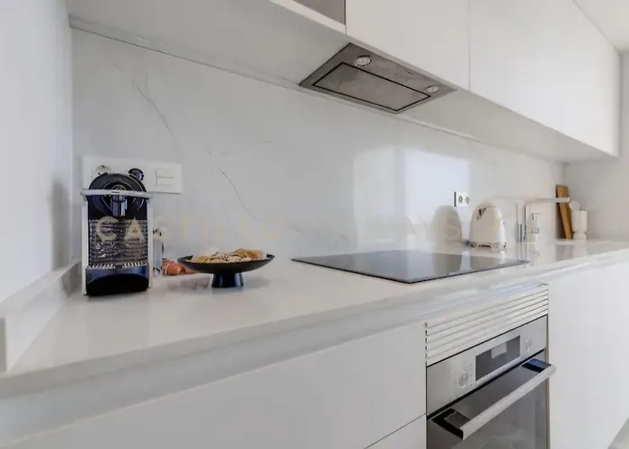 Luxury Penthouse - Rooftop Pool - 100m To The Sea Lägenhet