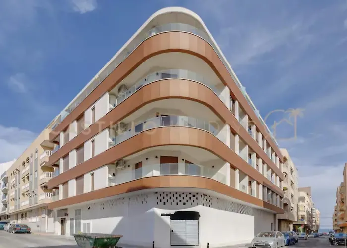 Luxury Penthouse - Rooftop Pool - 100m To The Sea Lägenhet *